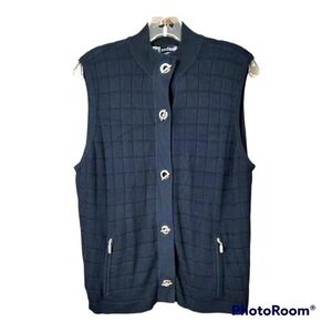 𝅺JAMIE Sadock black knit vest with zip pocket closure